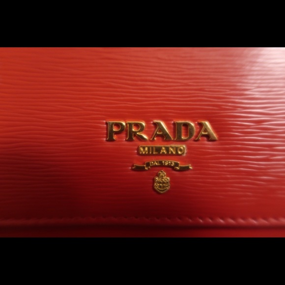 Prada wallet on chain - Picture 2 of 6